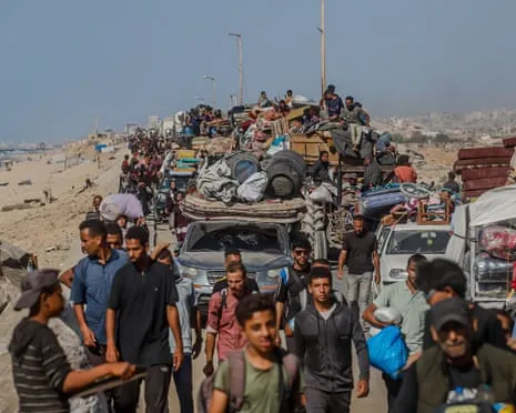 Israeli Forces Attempt to Compel Residents Away of Gaza's Urban Center as Ground Offensive Advances
