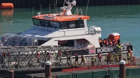 Pioneering UK Legal Challenge Filed Against Migrant Return Deal